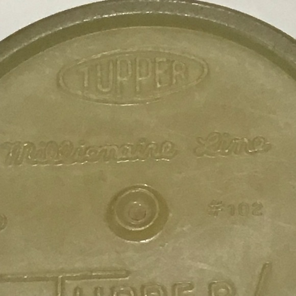 SUPER retro Tupper! Tumbler with lid. 1940’s era - Picture 6 of 8